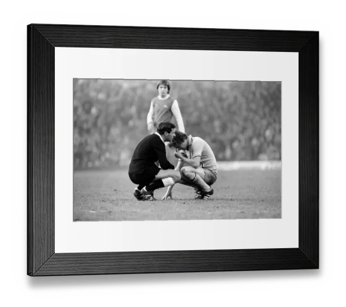 Framed Print : Sport: Football: Arsenal vs. Coventry. Action from the match. February 1981 81-00516-069
