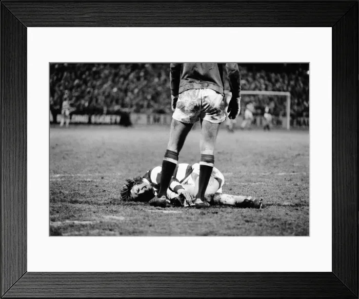 Framed Print : Football: Queens Park Rangers (1) vs. Chelsea F. C. (0). Ranger Framed Print : Football: Queens Park Rangers (1) vs. Chelsea F. C. (0). Ranger