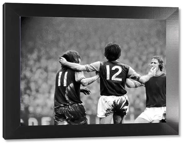 Football: West Ham vs. Burnley F. C. March 1975 75-01462-016