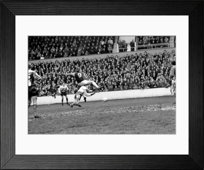 Framed Print : Football: West Ham vs. Burnley F. C. March 1975 75-01462-037