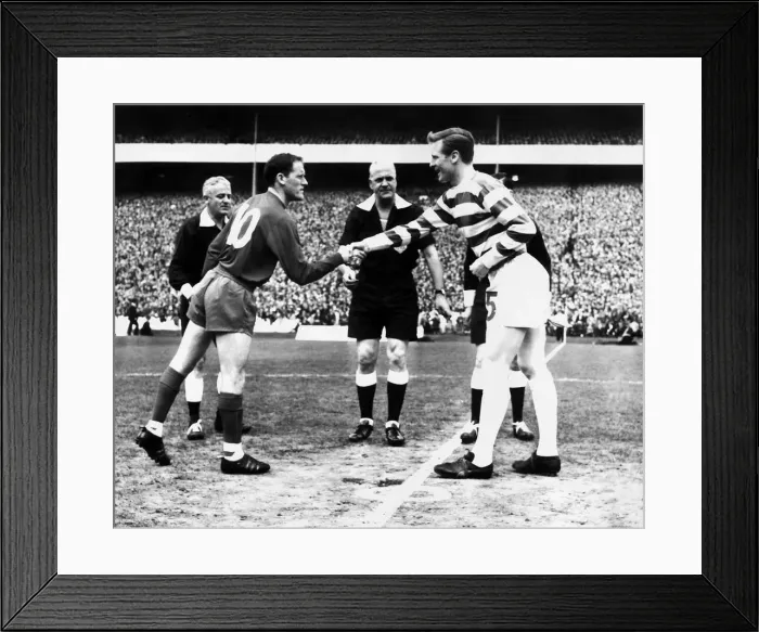 Framed Print : Celtic v Aberdeen Scottish FA Cup match at Hampden Park 29th April 1967 Framed Print : Celtic v Aberdeen Scottish FA Cup match at Hampden Park 29th April 1967