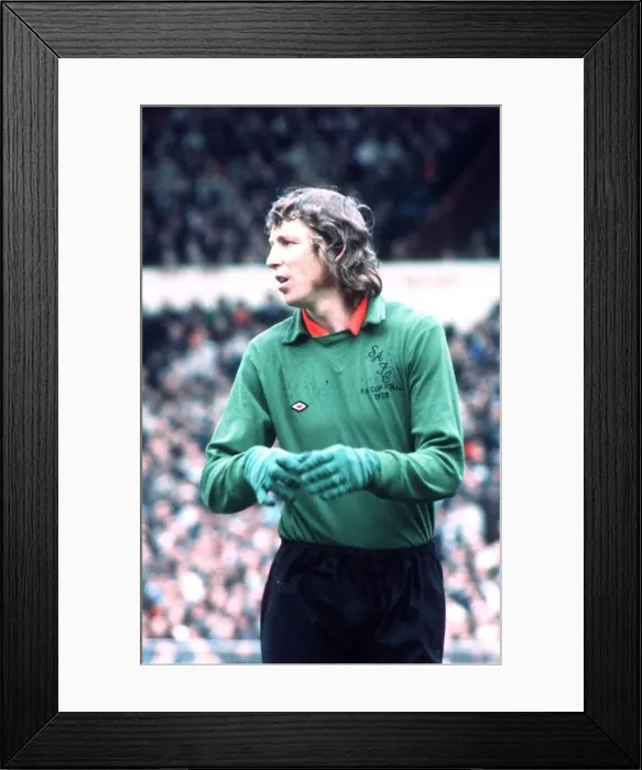 Framed Print : Jim Montgomery Goalkeeper Sunderland Framed Print : Jim Montgomery Goalkeeper Sunderland