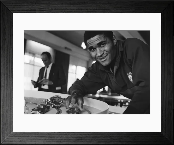 Framed Print : Eusebio de Silva of Portugal in London during the 1966 World Cup tournament Framed Print : Eusebio de Silva of Portugal in London during the 1966 World Cup tournament
