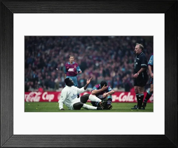 : Aston Villa v Leeds United Coca-Cola Cup final at Wembley Stadium, 24th March 1996 : Aston Villa v Leeds United Coca-Cola Cup final at Wembley Stadium, 24th March 1996