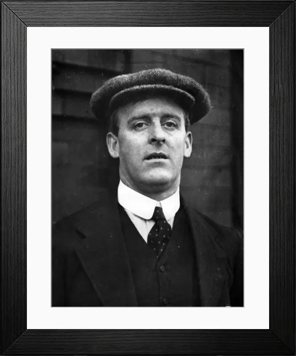 Framed Print : Alf Common. The first Footballer to be sold for £1000 Framed Print : Alf Common. The first Footballer to be sold for £1000