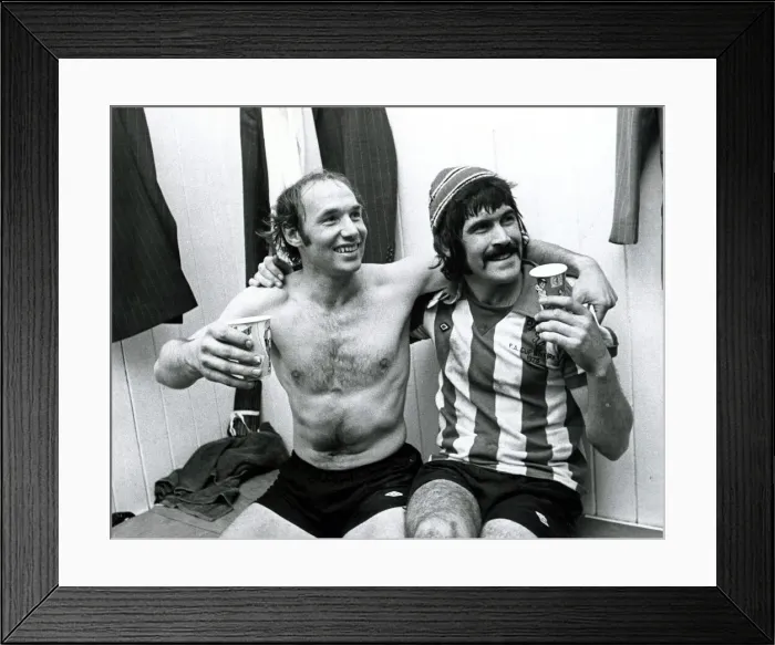 Framed Print : Sunderland v Portsmouth Football April 1976 Robson Framed Print : Sunderland v Portsmouth Football April 1976 Robson