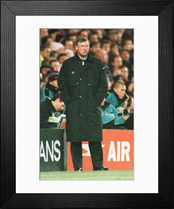 Framed Print : STRICTLY NO COMMERCIAL USE FOR EDITORIAL USE ONLY. NO ONLINE  /  INTERNET USE WITHOUT A