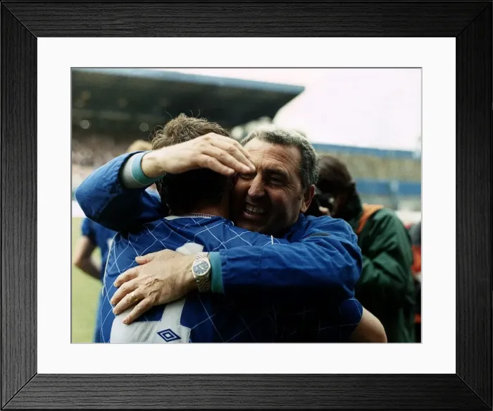 Framed Print : English League Division Two match at Stamford Bridge. Chelsea 1 v Leeds United 0 Framed Print : English League Division Two match at Stamford Bridge. Chelsea 1 v Leeds United 0