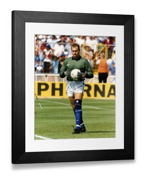 Framed Print : Division Three Play Off match at Wembley Stadium. Peterborough United 2 v Stockport