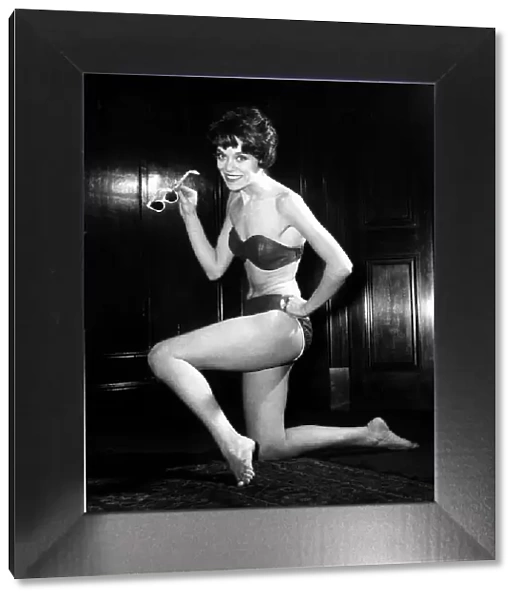 Clothing Fashion Leather Underwear Bra Knickers Gloria Taylor February 1960