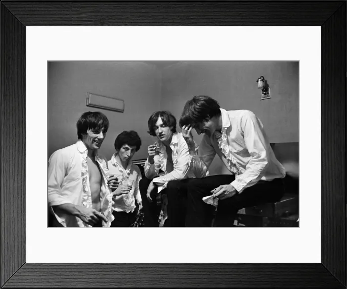 Framed Print : Dave Davies guitarist in pop group The Kinks September 1984