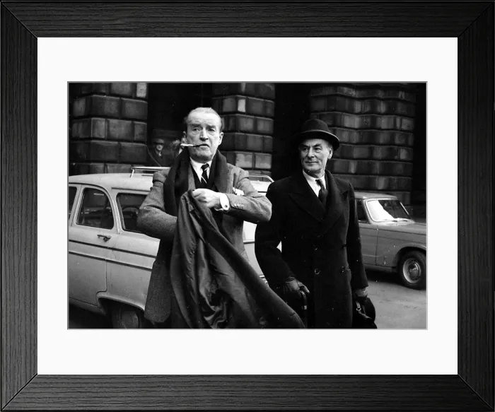 Framed Print : Argyll Divorce - Duke of Argyll The Duke of Argyll seen here outside the Law Courts Framed Print : Argyll Divorce - Duke of Argyll The Duke of Argyll seen here outside the Law Courts