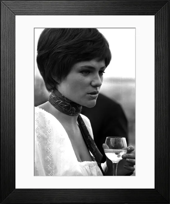 Framed Print : Jacqueline Bisset actress holding glass MSI Framed Print : Jacqueline Bisset actress holding glass MSI