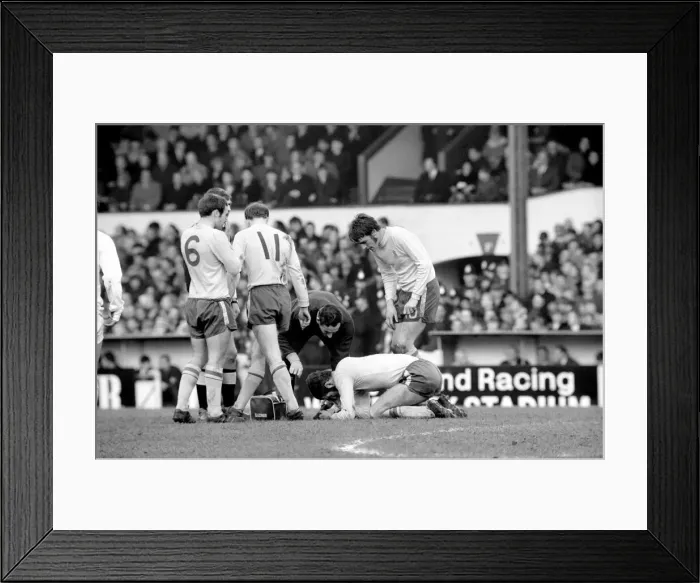 Framed Print : English FA Cup match at Stamford Bridge Chelsea 3 v Birmingham City 0 Framed Print : English FA Cup match at Stamford Bridge Chelsea 3 v Birmingham City 0