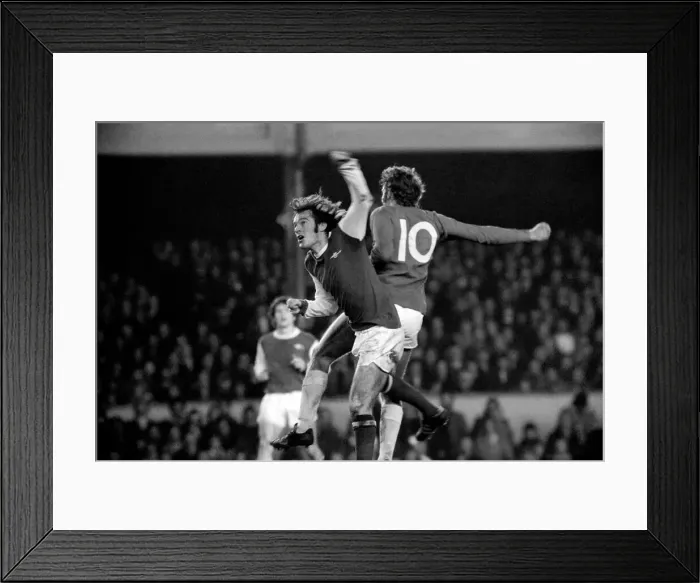 Framed Print : English FA Cup match at Highbury Arsenal 1 v York City 1