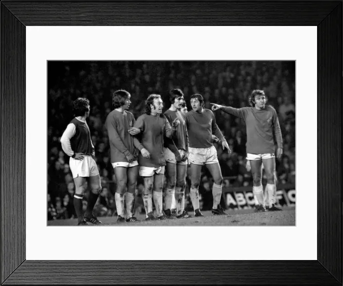 Framed Print : English FA Cup match at Highbury Arsenal 1 v York City 1 Framed Print : English FA Cup match at Highbury Arsenal 1 v York City 1