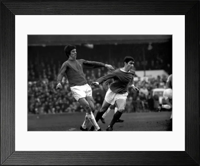 Framed Print : English FA Cup match at Portman Road Ipswich Town 0 v Manchester United 1 Framed Print : English FA Cup match at Portman Road Ipswich Town 0 v Manchester United 1