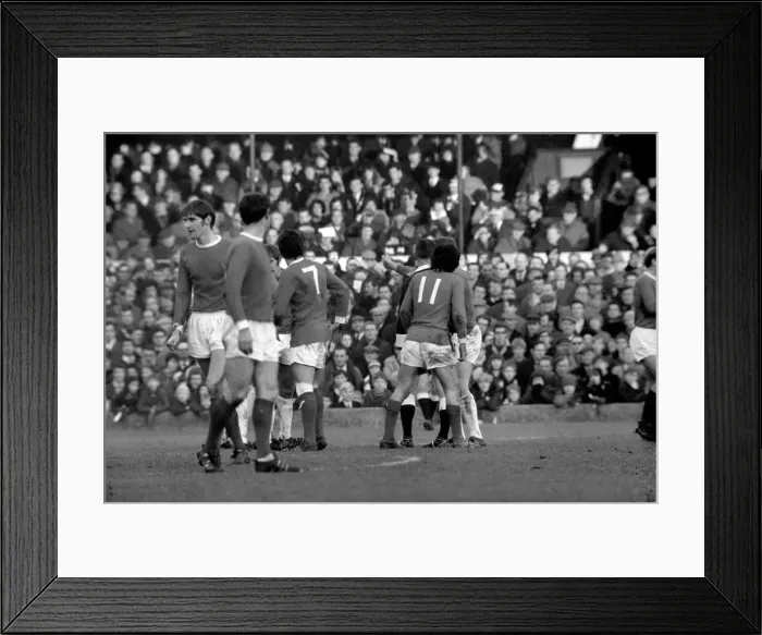 Framed Print : English FA Cup match at Portman Road Ipswich Town 0 v Manchester United 1 Framed Print : English FA Cup match at Portman Road Ipswich Town 0 v Manchester United 1