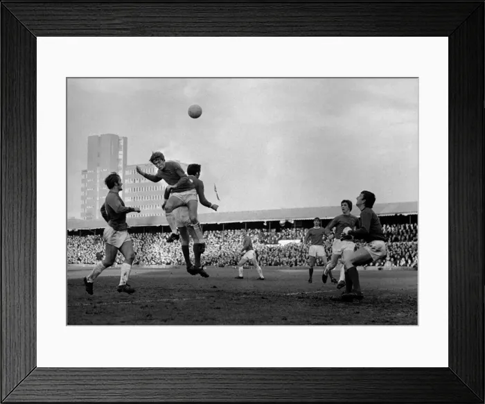 Framed Print : English FA Cup match at Portman Road Ipswich Town 0 v Manchester United 1 Framed Print : English FA Cup match at Portman Road Ipswich Town 0 v Manchester United 1