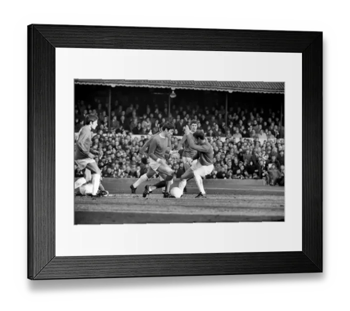 Framed Print : English FA Cup match at Portman Road Ipswich Town 0 v Manchester United 1 Framed Print : English FA Cup match at Portman Road Ipswich Town 0 v Manchester United 1