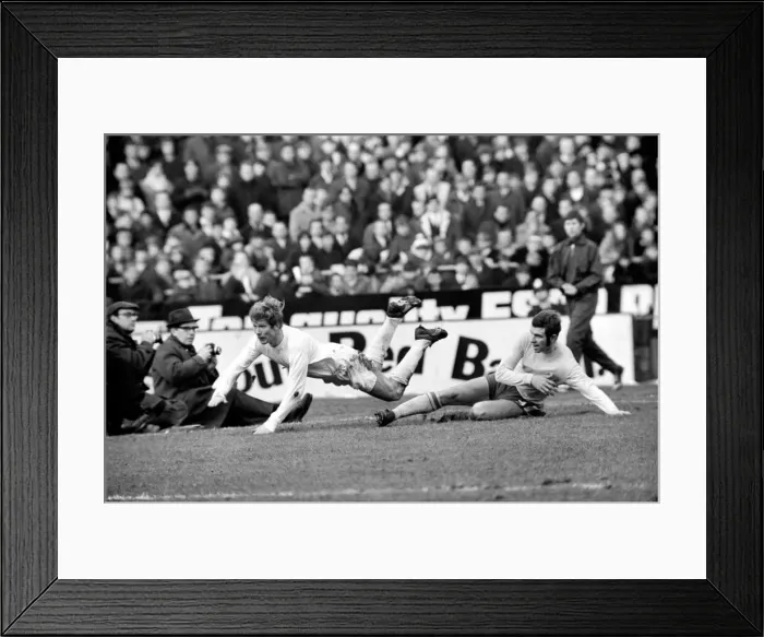 Framed Print : English FA Cup match at Stamford Bridge Chelsea 3 v Birmingham City 0 Framed Print : English FA Cup match at Stamford Bridge Chelsea 3 v Birmingham City 0