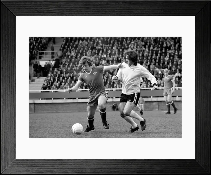 Framed Print : Division Two football Fulham v Chelsea 1976 / 77 season. Fulham won the match three one Framed Print : Division Two football Fulham v Chelsea 1976 / 77 season. Fulham won the match three one
