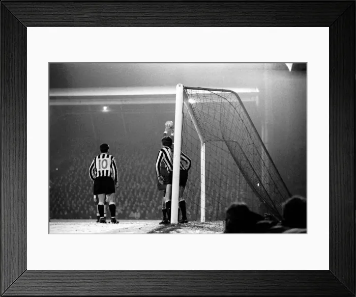 Framed Print : Division one football Liverpool v Newcastle 1969  /  70 Season. February 1970 70-1714-007