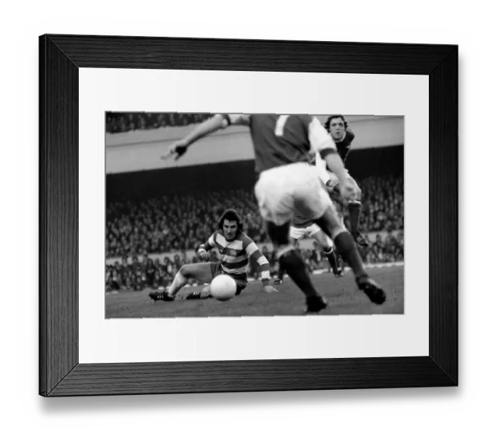 Framed Print : Division One Football Arsenal v Queen Park Rangers. 1975  /  76 Season