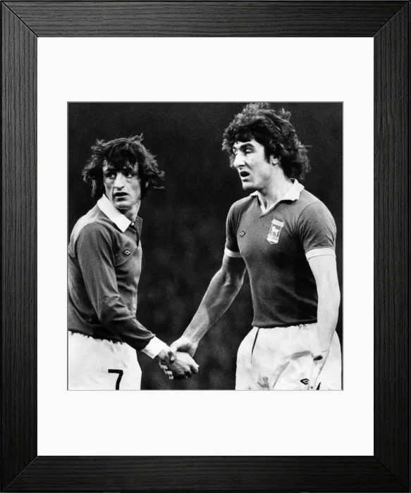 Framed Print : Liverpool v. Ipswich Shall We Dance'? Liverpools Roger Osborne (L Framed Print : Liverpool v. Ipswich Shall We Dance'? Liverpools Roger Osborne (L