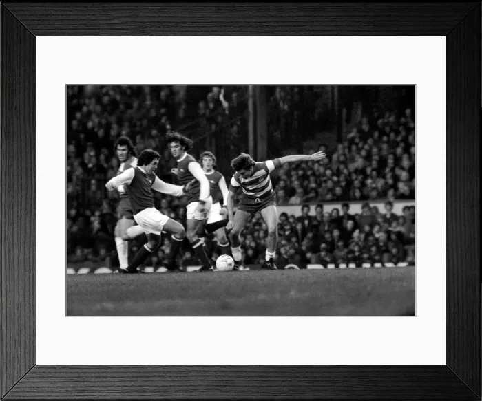 Framed Print : Division One Football Arsenal v Queen Park Rangers. 1975 / 76 Season Framed Print : Division One Football Arsenal v Queen Park Rangers. 1975 / 76 Season