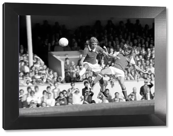 Division I. Arsenal (2) v. Leicester City (2). September 1975 75-04972-006