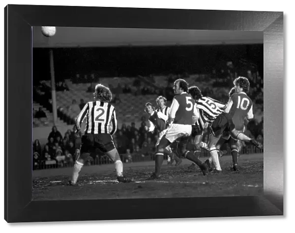 Football: Arsenal (4) vs. Newcastle United (0). March 1975 75-01516-073