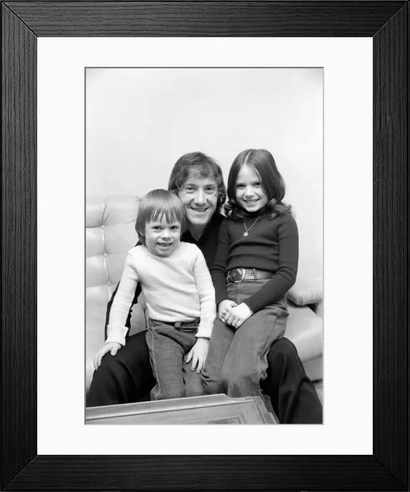 Framed Print : George Armstrong Arsenal F. C. January 1975 75-00605 Framed Print : George Armstrong Arsenal F. C. January 1975 75-00605