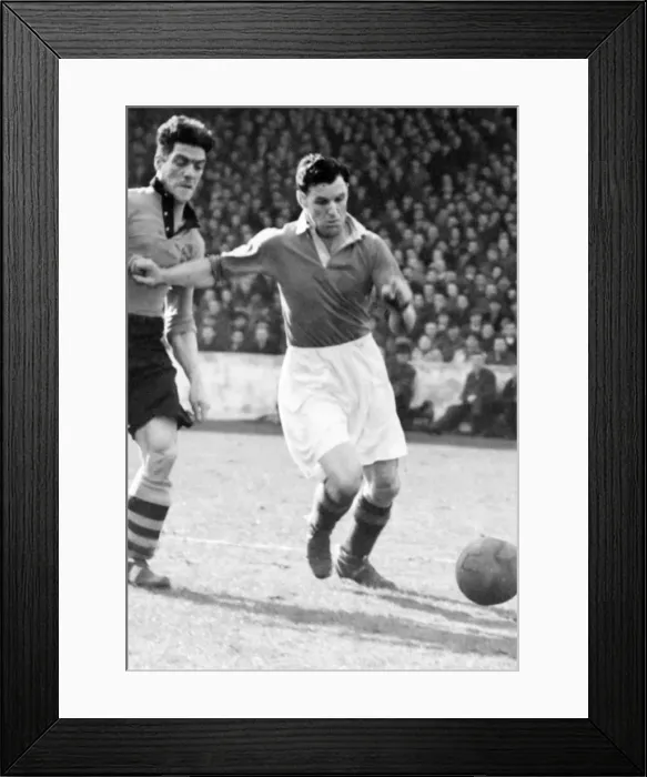 Framed Print : Jack Rowley. Manchester United F. C. March 1948 P012508 Framed Print : Jack Rowley. Manchester United F. C. March 1948 P012508