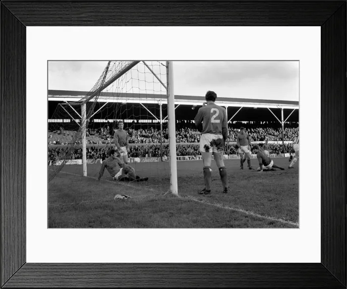 Framed Print : English League Division One match. Stoke City 3 v Ipswich Town 3 Framed Print : English League Division One match. Stoke City 3 v Ipswich Town 3