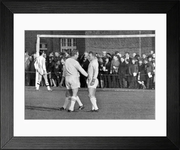 Framed Print : Arsenal Manager Billy Wright and Chelsea Manager Tommy Docherty playing for the Show Biz Framed Print : Arsenal Manager Billy Wright and Chelsea Manager Tommy Docherty playing for the Show Biz