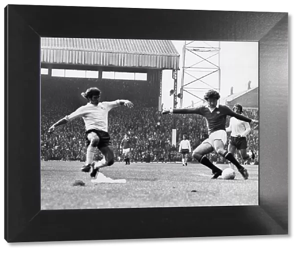 Manchester Uniteds Brian Kidd shoots for goal. October 1973 P011188