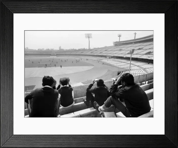 Framed Print : December 1969 Z11691 Buenos Aires-general street scenes