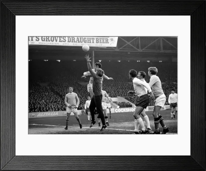 Framed Print : Manchester City v. Leeds United. Booth the Manchester City centre half chellenges Sparke Framed Print : Manchester City v. Leeds United. Booth the Manchester City centre half chellenges Sparke
