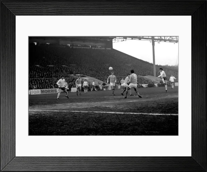 Framed Print : Manchester City v. Leeds United. Action From the match. November 1969 Z11535-009