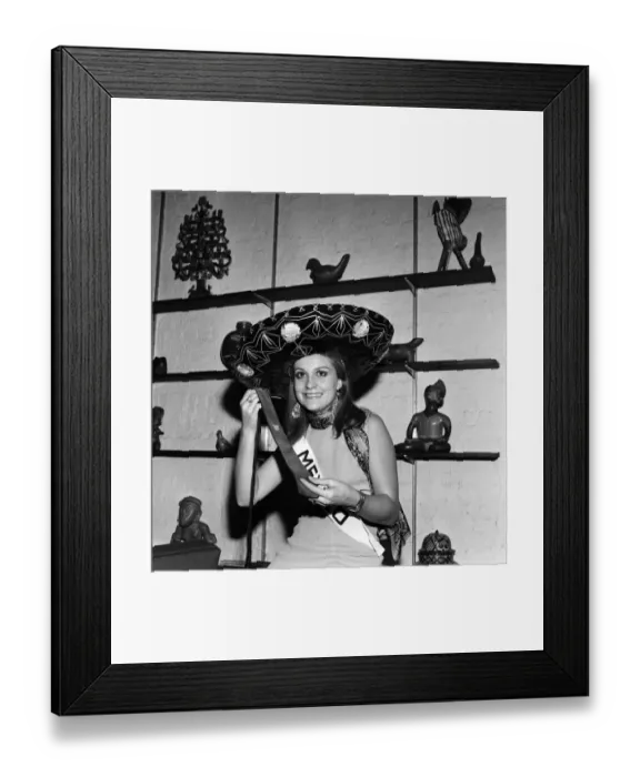 Framed Print : Miss Mexico (Senorita Gloria Hernandez) a football fan, received a pleasant surprise when Framed Print : Miss Mexico (Senorita Gloria Hernandez) a football fan, received a pleasant surprise when