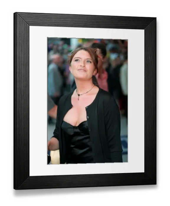  : Tina Hobley Actress August 98 Coronation street actress arriving for the premiere