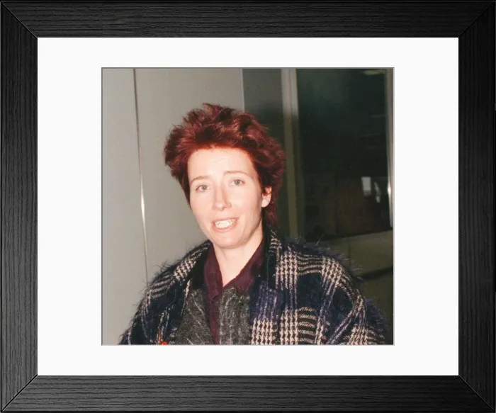 Framed Print : Actress Emma Thompson leaving Heathrow airport for Los Angeles Framed Print : Actress Emma Thompson leaving Heathrow airport for Los Angeles