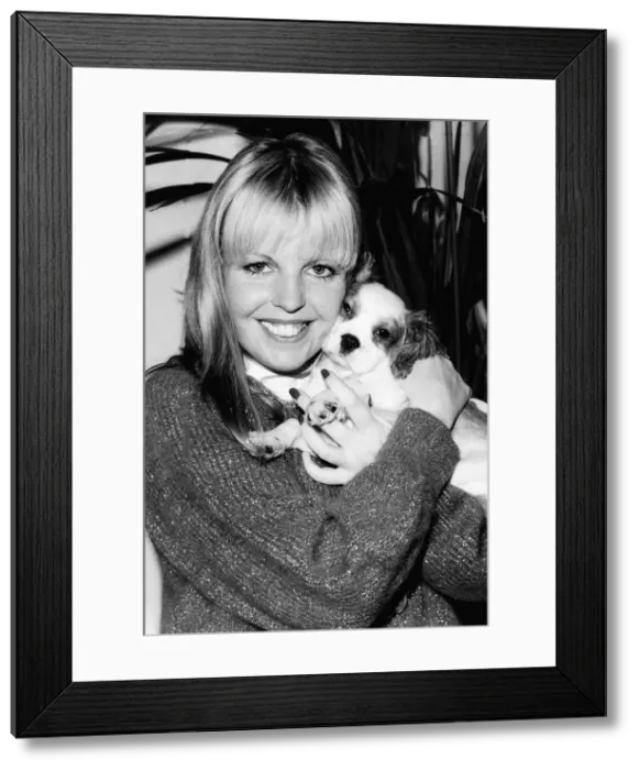 Framed Print : Sally Thomsett actress A©Mirrorpix Framed Print : Sally Thomsett actress A©Mirrorpix