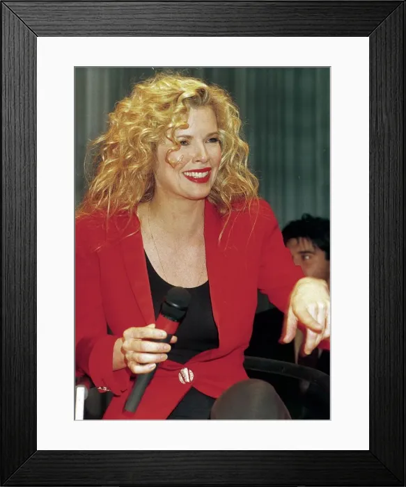 Framed Print : Kim Basinger Film Actress Dbase A©Mirrorpix Framed Print : Kim Basinger Film Actress Dbase A©Mirrorpix