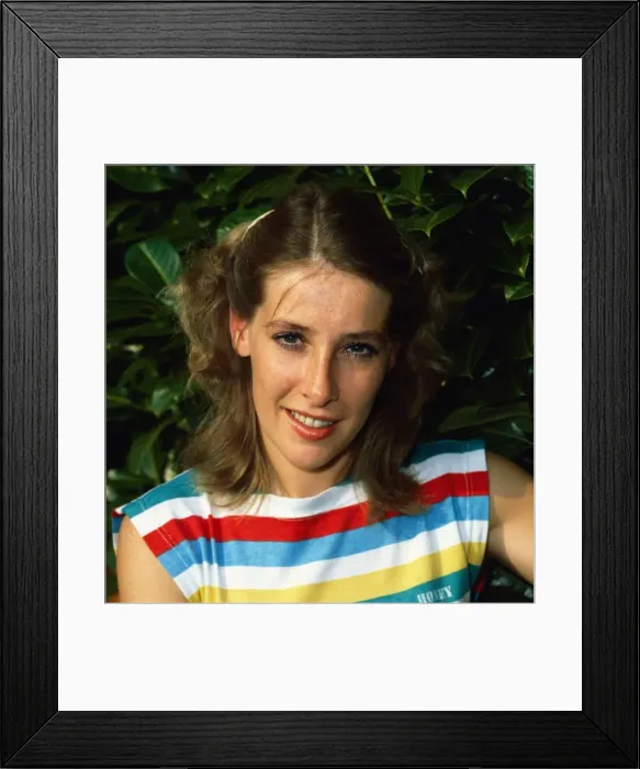 Framed Print : Phyllis Logan Scottish actress August 1982 Framed Print : Phyllis Logan Scottish actress August 1982