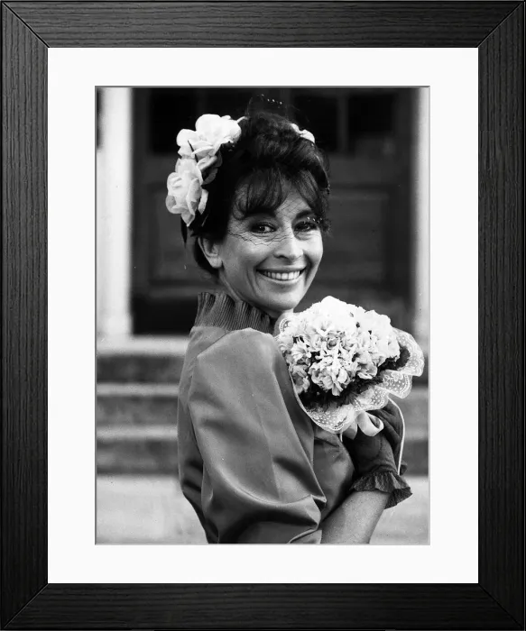 Framed Print : Actress Nanette Newman as Judy in Let There Be Love 1981