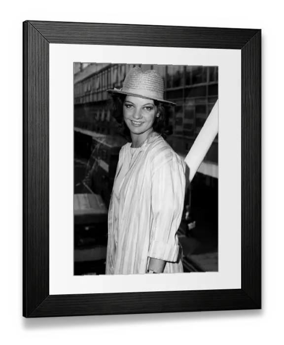 Framed Print : Actress Sarah Sutton who played Nyssa in Doctor Who 1982 Framed Print : Actress Sarah Sutton who played Nyssa in Doctor Who 1982
