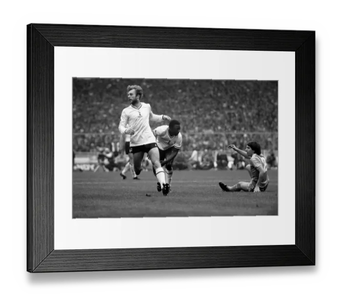 Framed Print : F. A. Cup Final. Manchester City 1 v. Tottenham Hotspur 1. May 1981 MF02-30-078 Framed Print : F. A. Cup Final. Manchester City 1 v. Tottenham Hotspur 1. May 1981 MF02-30-078