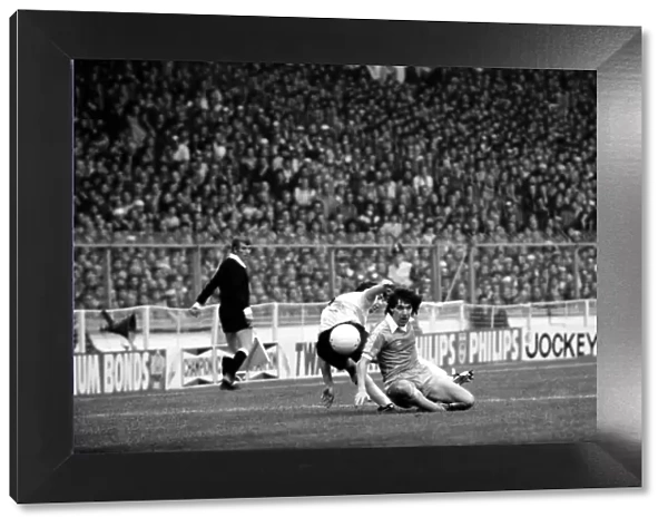 F. A. Cup Final. Manchester City 1 v. Tottenham Hotspur 1. May 1981 MF02-30-047